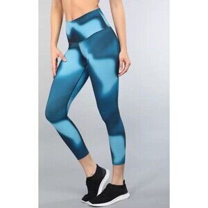 Nike Yoga Dri-FIT Leggings Women’s Large Blue High Rise 7/8 Gradient Print NWT
